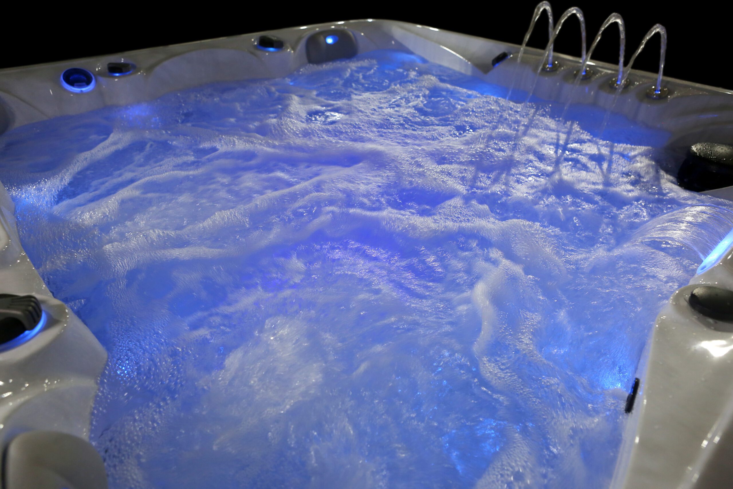 Hudson River Hot Tub