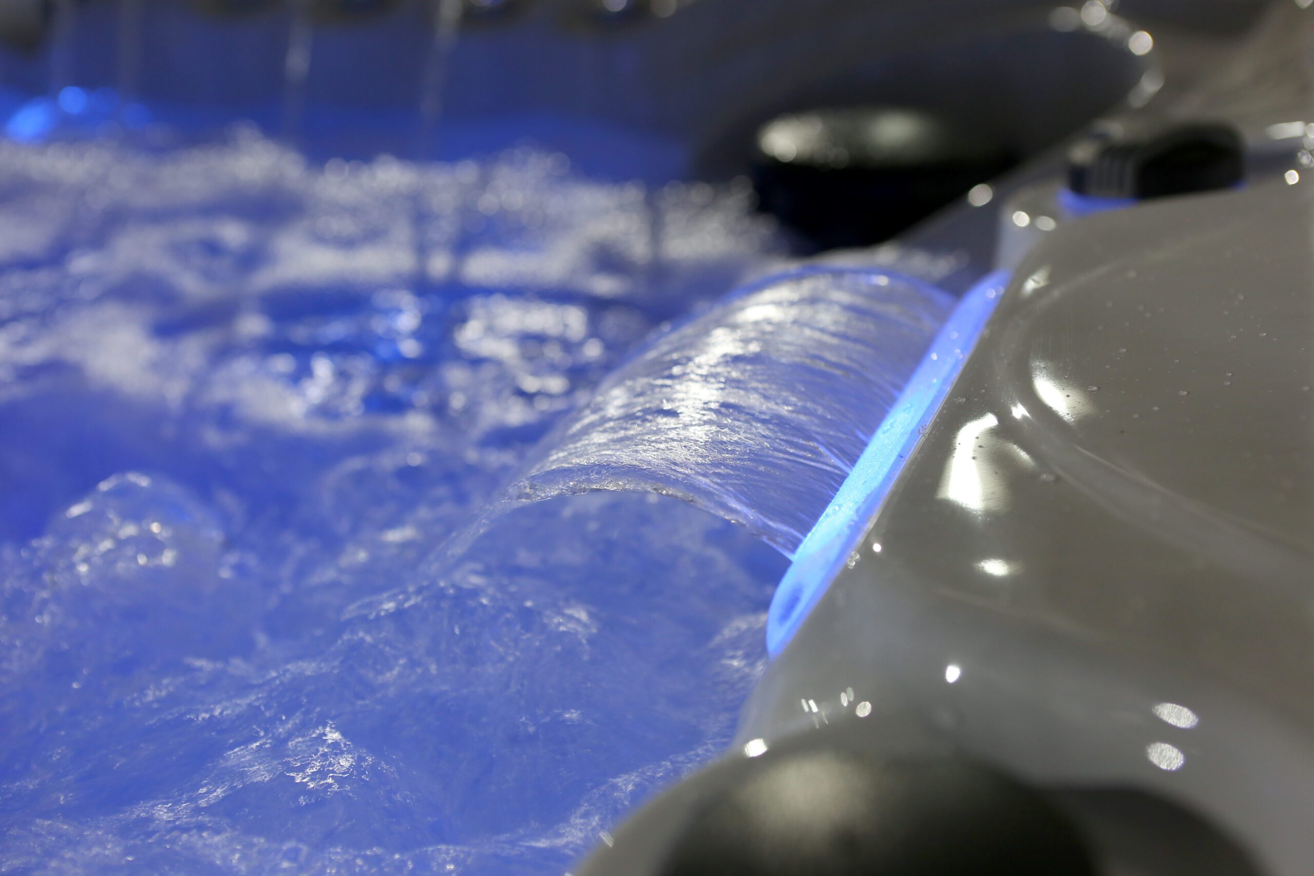 Hudson River Hot Tub