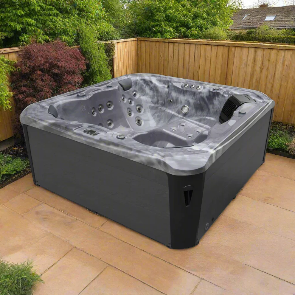 Vortex Hot Tub - Image 2