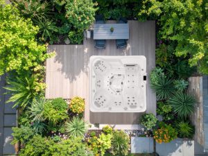 Equinox Hot Tub EQ360 Pro - 32 amp with Touch Screen