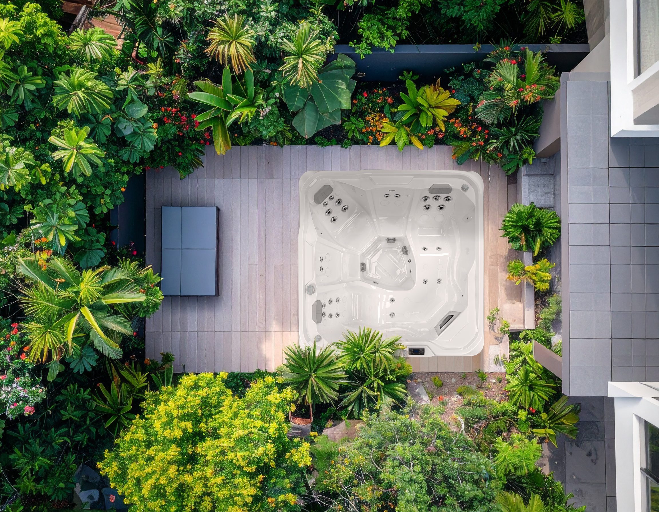 Equinox Hot Tub EQ570 Lite - 13 / 20 amp HSG282