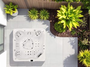 Equinox Hot Tub EQ770 Pro - 32 amp with Touch Screen