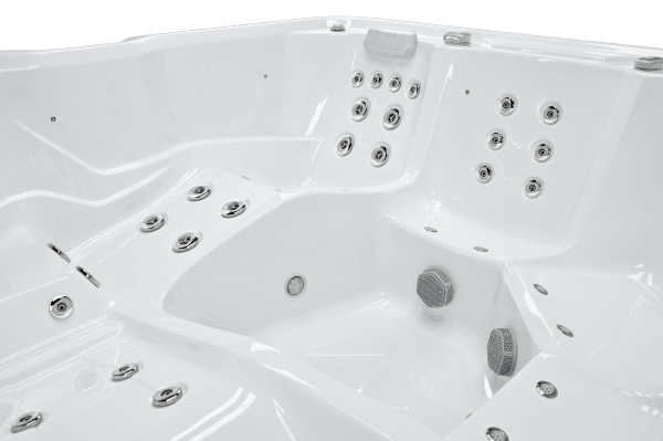 Equinox Hot Tub EQ770 Pro - 32 amp with Touch Screen - Image 3