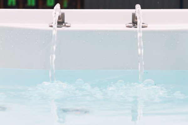 Equinox Hot Tub EQ570 Pro - 32 amp with Touch Screen Whatspa Best Buy - Image 2