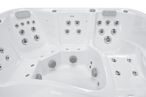 Equinox Hot Tub EQ770 Pro - 32 amp with Touch Screen - Image 2