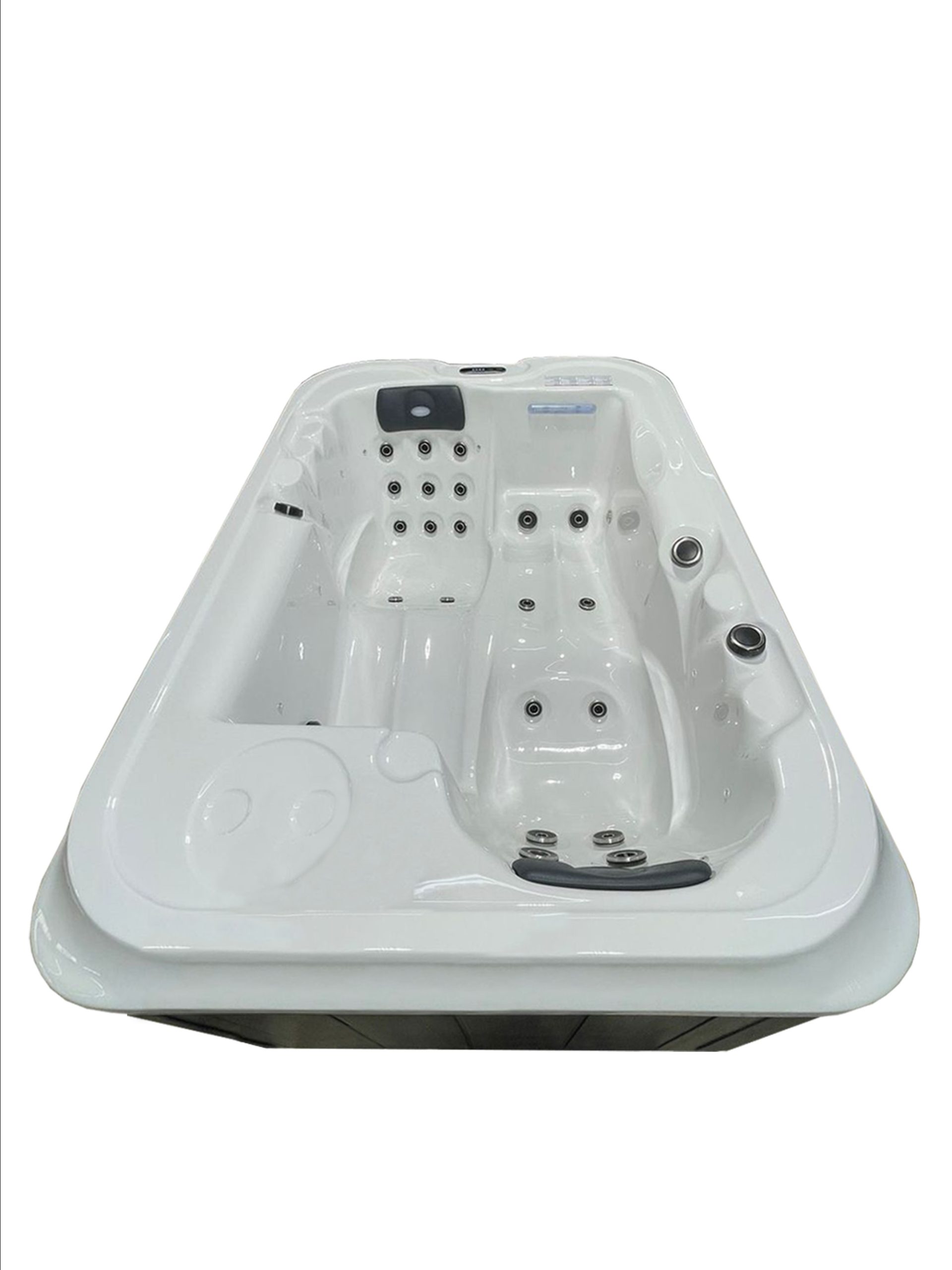 The Oak Hot Tub - Image 2