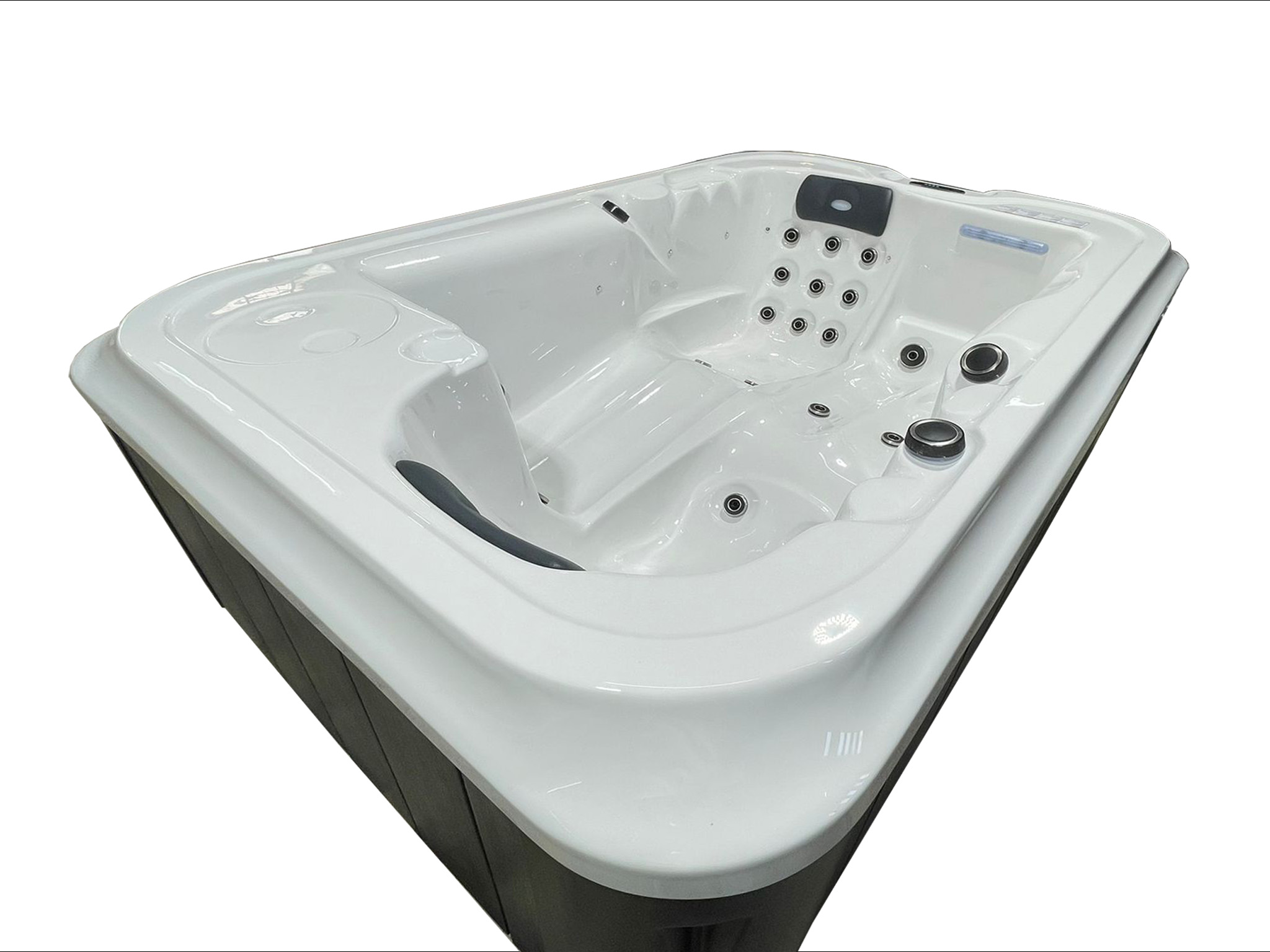 The Oak Hot Tub - Image 3